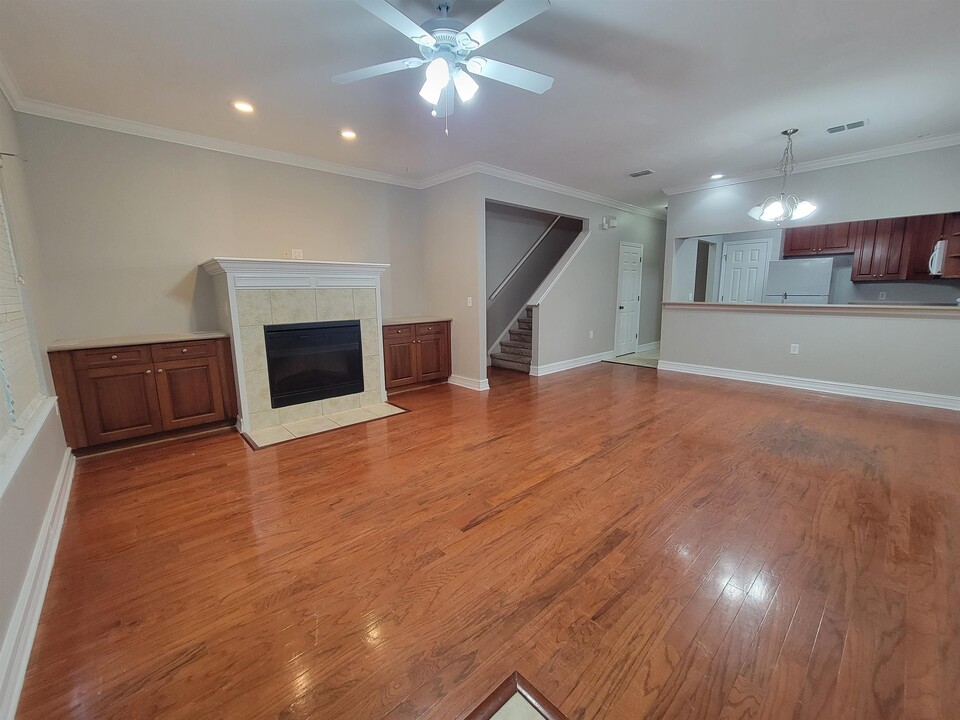 1517 Crescent Hills Dr in Tallahassee, FL - Building Photo