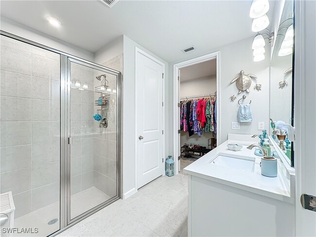 property at 4664 Arboretum Cir