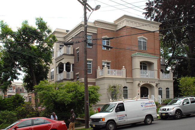 14 Euclid Ave
