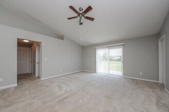 859 Franconville Ct in Kissimmee, FL - Building Photo - Building Photo