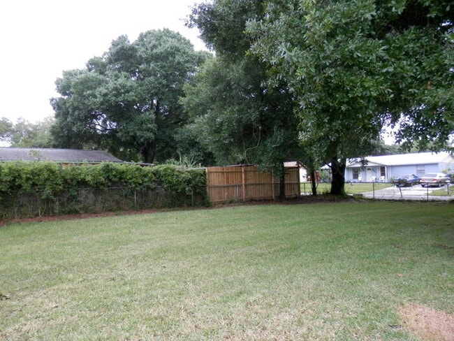 3416 Myrica St, Unit 230 in Tampa, FL - Foto de edificio - Building Photo