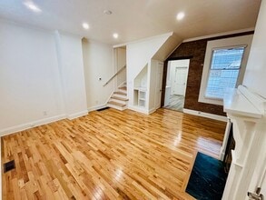 105 E Frankfort St in Columbus, OH - Building Photo - Building Photo