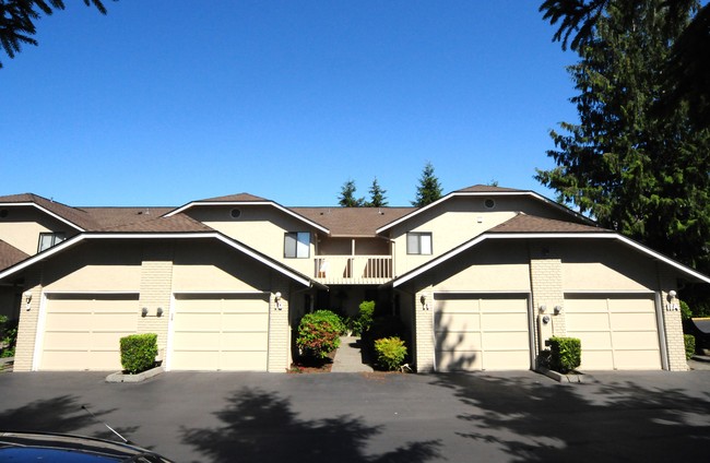 Wind & Wood Apartments in Edmonds, WA - Building Photo - Building Photo