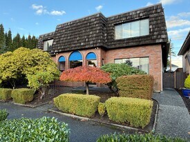 2209 Colby Ave in Everett, WA - Building Photo