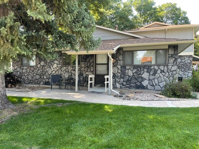 1001 Strachan Dr in Fort Collins, CO - Building Photo