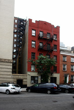 208 W 20th St in New York, NY - Building Photo - Building Photo