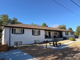 11660 W 16th Ave, Unit 11670 in Lakewood, CO - Building Photo
