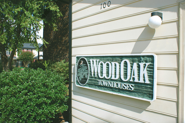 Wood Oaks Townhomes (No Availability) in Summerville, SC - Building Photo - Building Photo