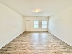 108 Grover Ct in Mooresville, NC - Building Photo - Building Photo