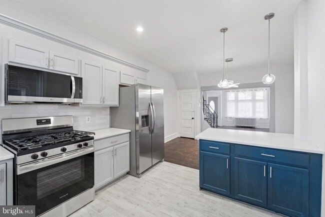 property at 127 W Albanus St