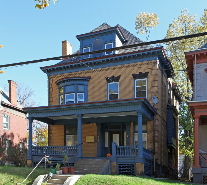 351 S Atlantic Ave in Pittsburgh, PA - Building Photo