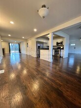 565 Kingman Ln in Hoffman Estates, IL - Building Photo - Building Photo