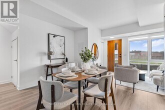 73 Curlew Dr in Toronto, ON - Building Photo - Building Photo