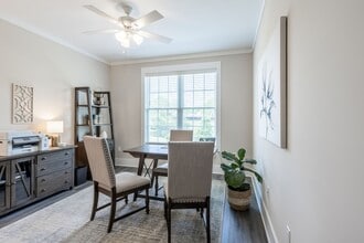 101 Riverside Dr in Matamoras, PA - Building Photo - Building Photo