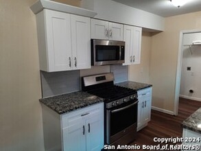 4411 Sun Gate St in San Antonio, TX - Building Photo - Building Photo