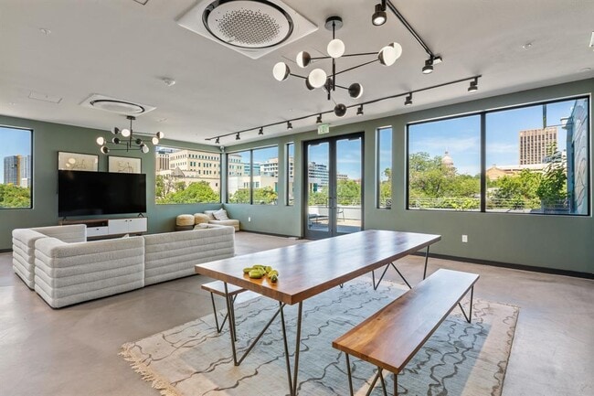 property at 1108 Nueces St