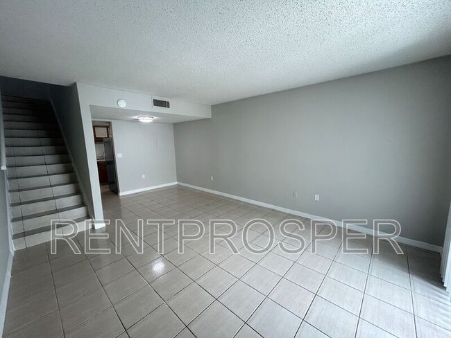 4269 S Semoran Blvd in Orlando, FL - Building Photo - Building Photo