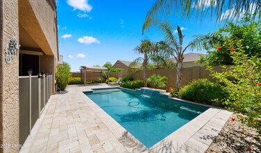 9309 W Orange Dr in Glendale, AZ - Foto de edificio - Building Photo