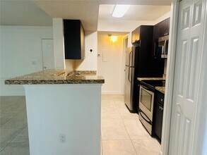 15689 SW 106th Ln in Miami, FL - Building Photo - Building Photo