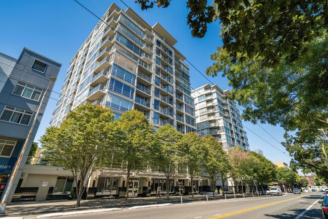 2929 1st Ave in Seattle, WA - Building Photo - Building Photo