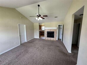 1055 Raspberry St in Elkins, AR - Building Photo - Building Photo