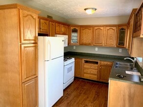132 S Skyline Dr in Louisville, KY - Building Photo - Building Photo