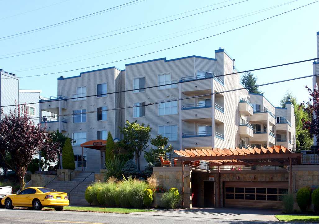 Watermarke Apartments in Seattle, WA - Foto de edificio