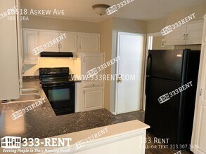 10618 Askew Ave in Kansas City, MO - Foto de edificio - Building Photo