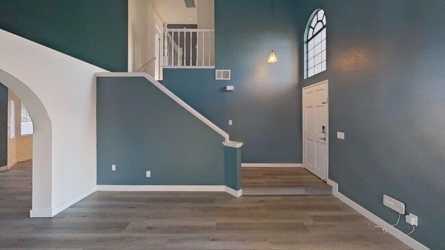 15711 Shadow Mountain Ln in Lake Elsinore, CA - Building Photo - Building Photo