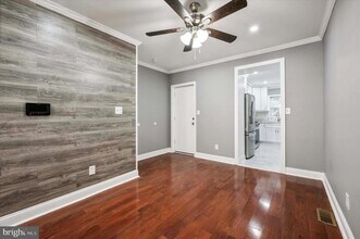 2033 N Mascher St in Philadelphia, PA - Building Photo - Building Photo