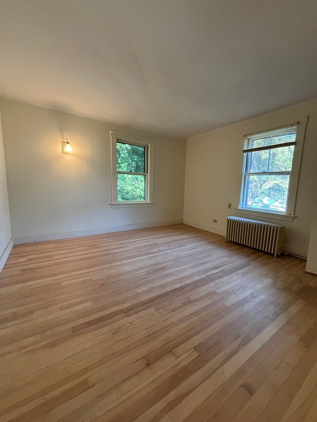 80 6th St, Unit Apt B in Dover, NH - Building Photo - Building Photo