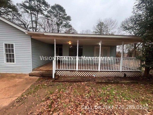 60 Bagwell Rd in Carrollton, GA - Building Photo - Building Photo