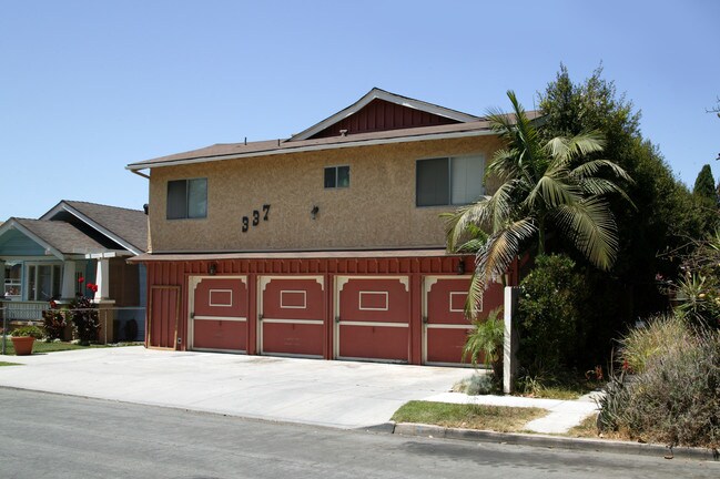 337 Gladys Ave in Long Beach, CA - Building Photo - Building Photo