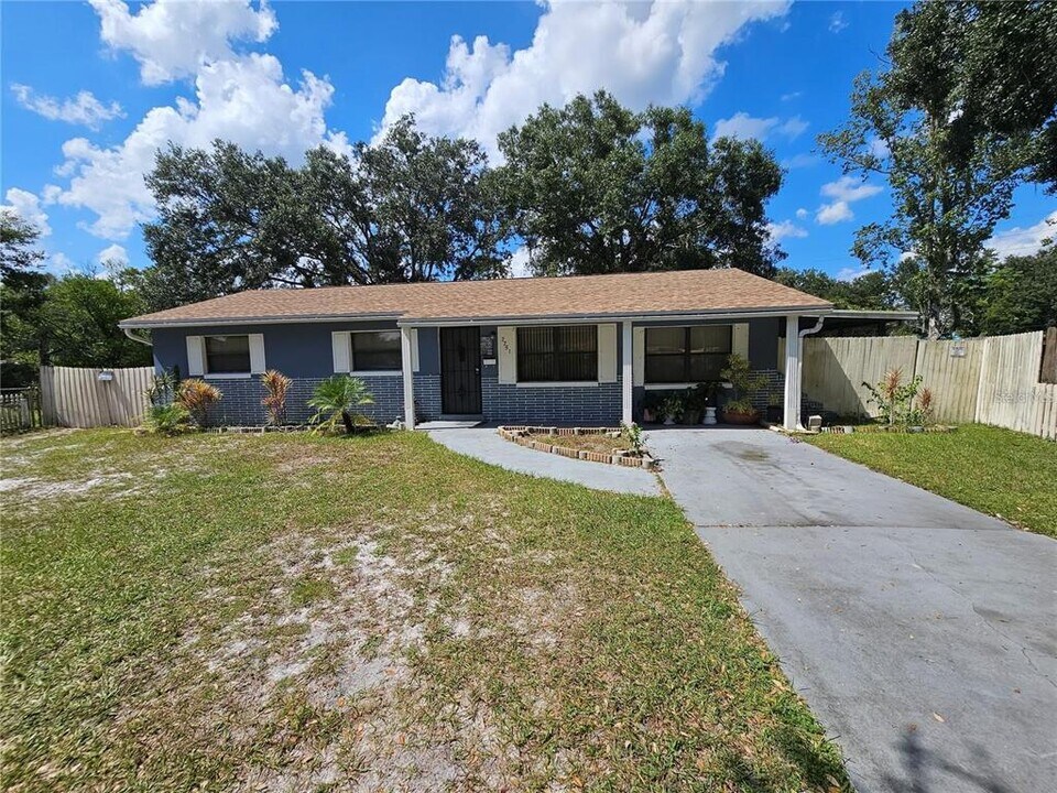 7751 Segovia St in Orlando, FL - Building Photo