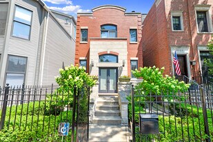 2725 N Magnolia Ave, Unit 1 in Chicago, IL - Building Photo