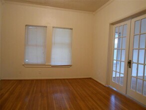 1226 W Gray St, Unit 3 in Houston, TX - Building Photo - Building Photo