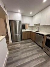 450 Commodore Dr in Plantation, FL - Building Photo - Building Photo