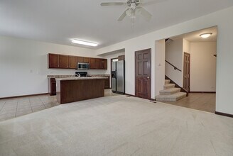 23055 Ironwood Dr in Plainfield, IL - Building Photo - Building Photo