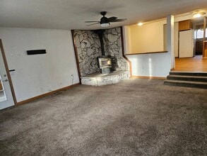 825 Hall St in Susanville, CA - Building Photo - Building Photo