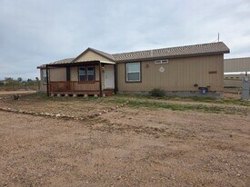 22824 W Myers St in Wittmann, AZ - Building Photo