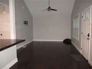 323 Palm St in St. Simons Island, GA - Building Photo - Building Photo