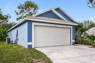 1289 Himalayan Ct in Apopka, FL - Foto de edificio - Building Photo