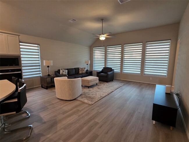 property at 13810 San Pasqual Pointe Dr