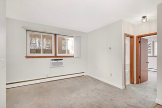 3308 Girard Ave S, Unit 102 in Minneapolis, MN - Building Photo - Building Photo