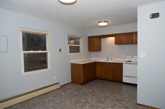 1213 N Indiana St, Unit 4A in Griffith, IN - Building Photo - Building Photo