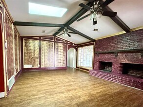 6010 Fawn Valley Ln in Rowlett, TX - Building Photo - Building Photo