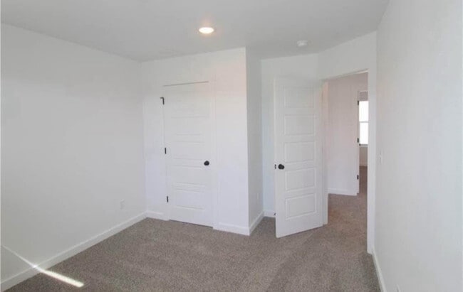 811 Arctic Ave in Centerton, AR - Building Photo - Building Photo