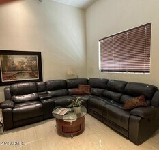 291 S Park Grove Ln in Gilbert, AZ - Building Photo - Building Photo