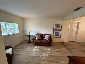 6000 13th St N in St. Petersburg, FL - Building Photo - Building Photo