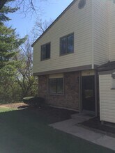 366 Rose Marie Ct in St. Peters, MO - Building Photo - Building Photo